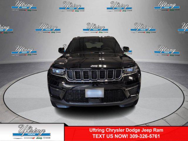 new 2025 Jeep Grand Cherokee car, priced at $40,635