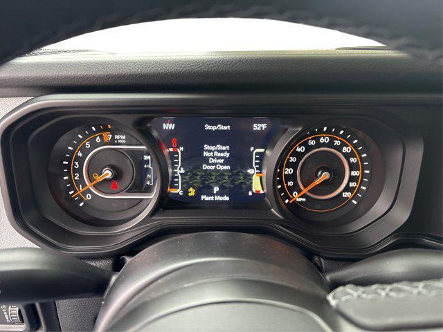 new 2025 Jeep Gladiator car, priced at $43,645