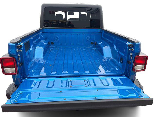 new 2025 Jeep Gladiator car, priced at $43,645