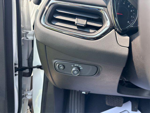 used 2022 Chevrolet Equinox car, priced at $26,976