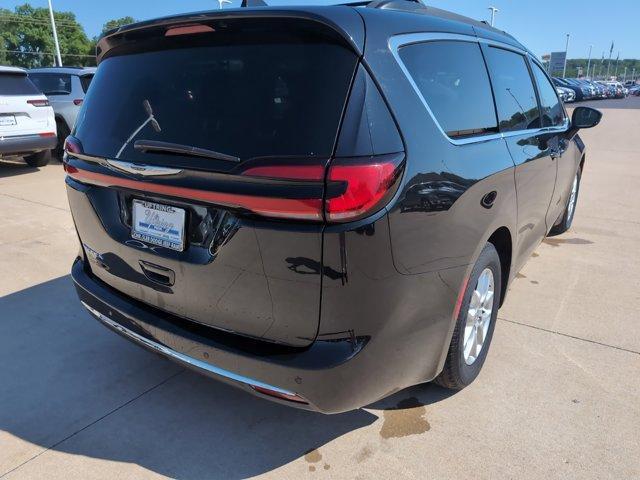 used 2022 Chrysler Pacifica car, priced at $26,962