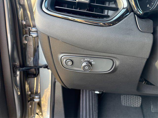used 2023 Chevrolet Equinox car, priced at $27,495