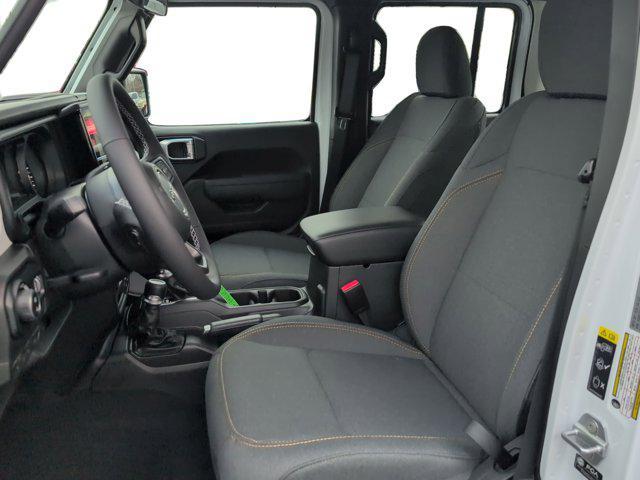 new 2025 Jeep Gladiator car, priced at $41,450
