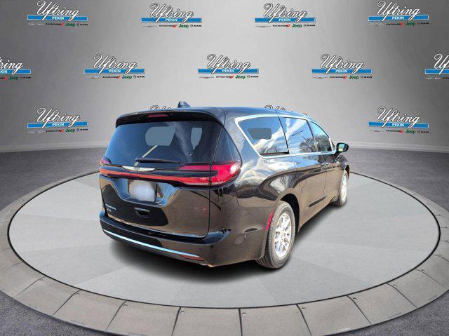 new 2025 Chrysler Pacifica car, priced at $43,070