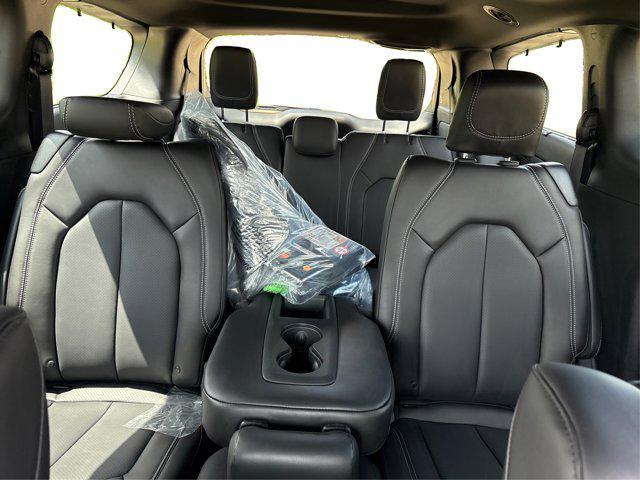 new 2025 Chrysler Pacifica car, priced at $44,760
