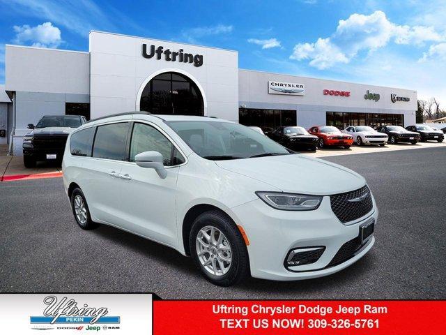used 2022 Chrysler Pacifica car, priced at $25,962
