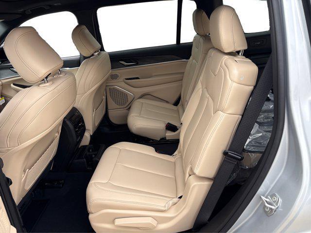 new 2025 Jeep Grand Cherokee L car, priced at $52,437