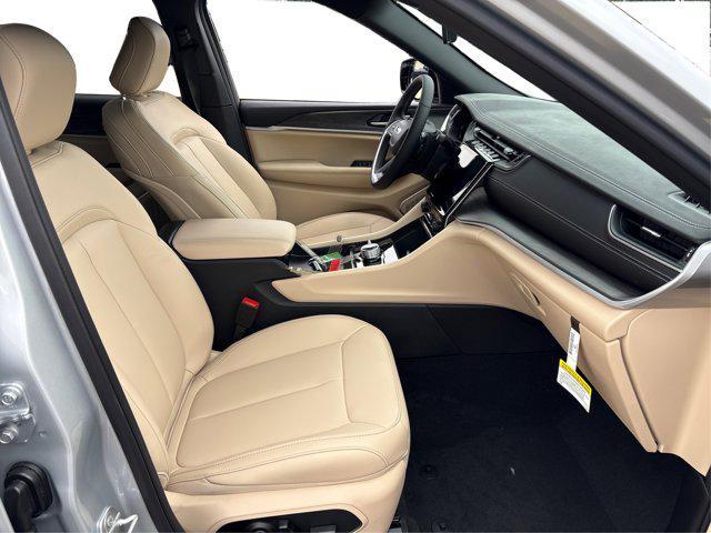 new 2025 Jeep Grand Cherokee L car, priced at $52,437