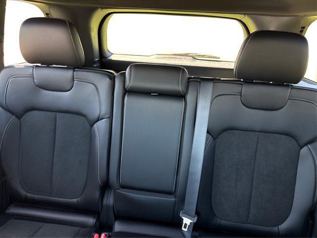 new 2025 Jeep Grand Cherokee car, priced at $42,350