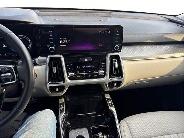 used 2023 Kia Sorento Hybrid car, priced at $34,966