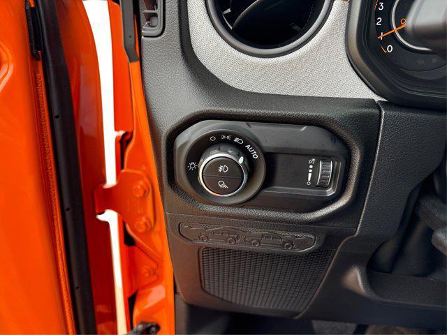 new 2025 Jeep Gladiator car, priced at $50,658