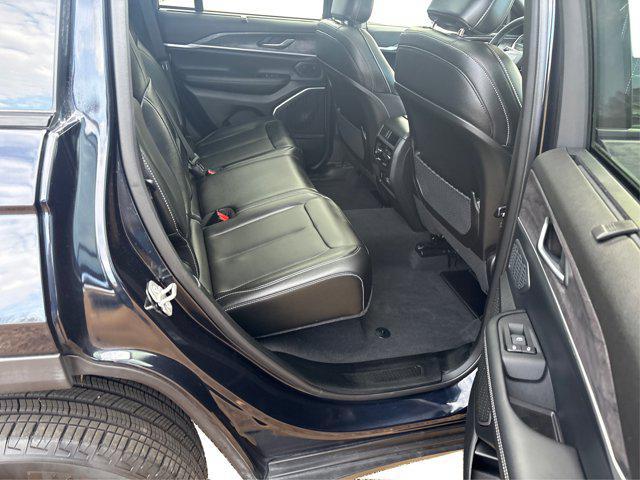 used 2024 Jeep Grand Cherokee car, priced at $38,995