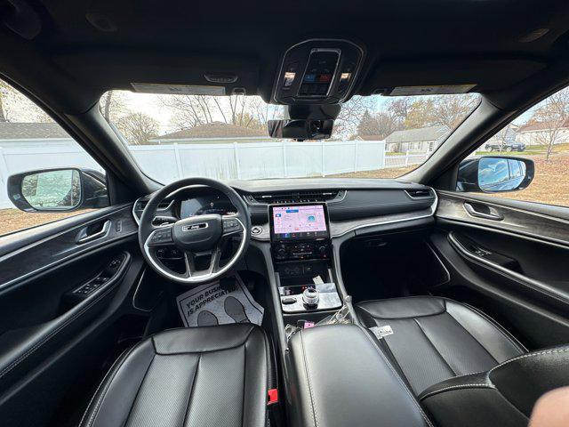 used 2024 Jeep Grand Cherokee car, priced at $38,995