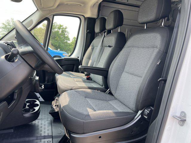 new 2025 Ram ProMaster 3500 car, priced at $53,370