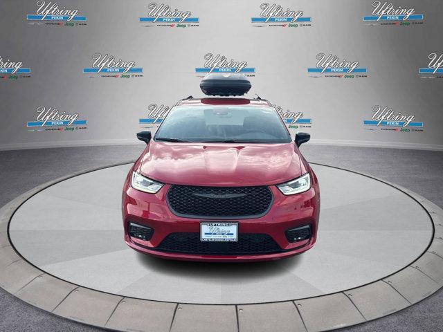 new 2025 Chrysler Pacifica car, priced at $43,540