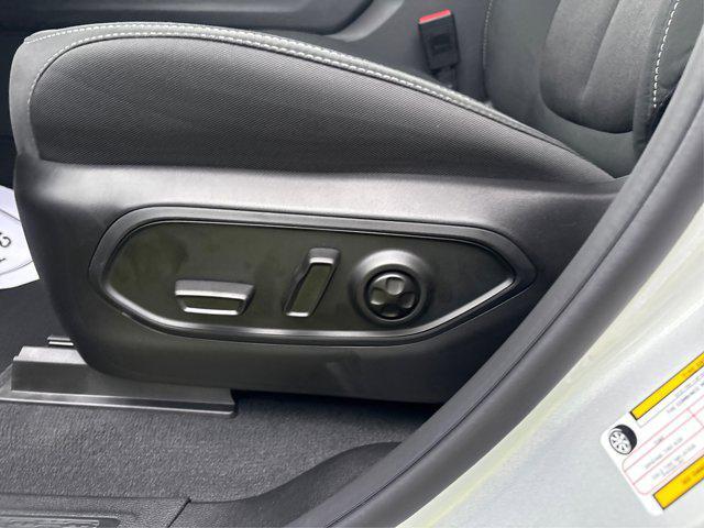 new 2025 Jeep Grand Cherokee L car, priced at $43,924