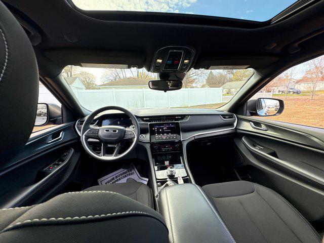 used 2024 Jeep Grand Cherokee car, priced at $34,995