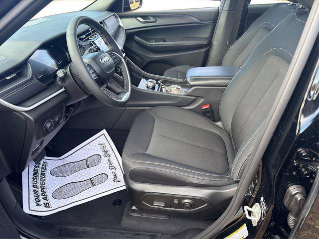 used 2024 Jeep Grand Cherokee car, priced at $34,995