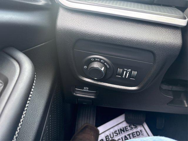 used 2024 Jeep Grand Cherokee car, priced at $34,995