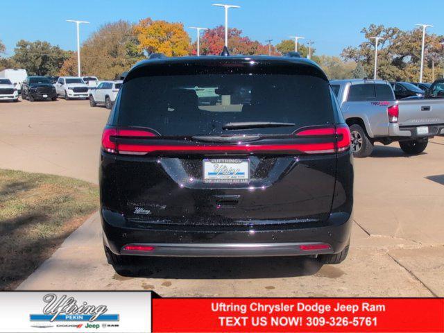 new 2024 Chrysler Pacifica car, priced at $44,040