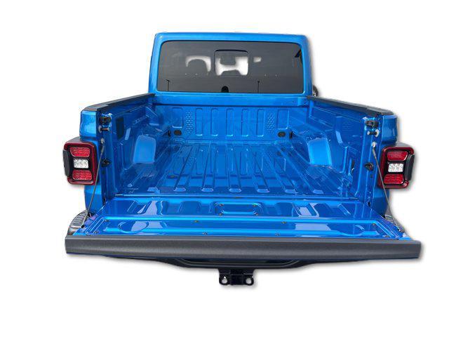 new 2025 Jeep Gladiator car, priced at $55,420