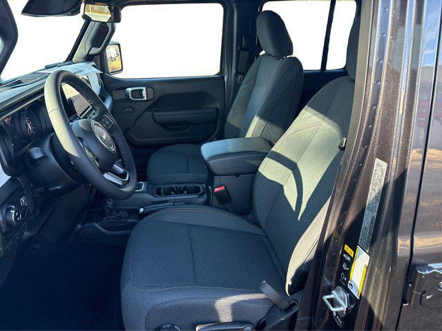 new 2026 Jeep Gladiator car, priced at $43,157