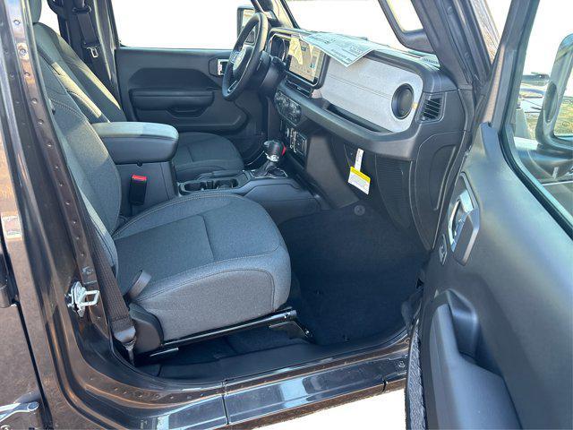 new 2026 Jeep Gladiator car, priced at $43,157