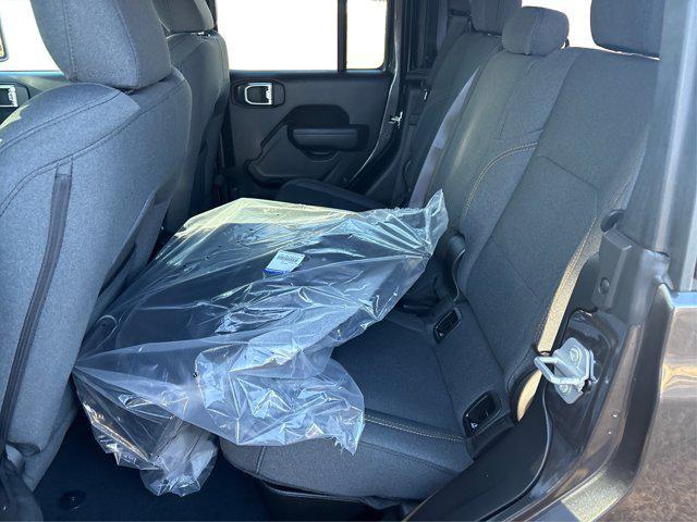 new 2026 Jeep Gladiator car, priced at $43,157