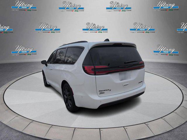 new 2025 Chrysler Pacifica car, priced at $46,269