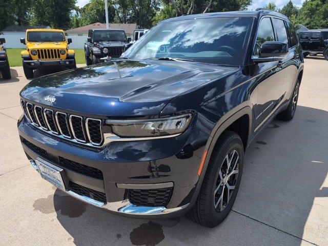 new 2024 Jeep Grand Cherokee L car, priced at $54,431