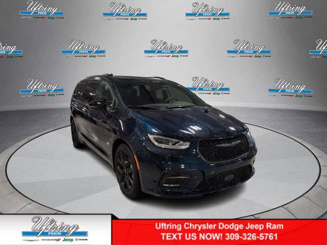 used 2023 Chrysler Pacifica car, priced at $38,110