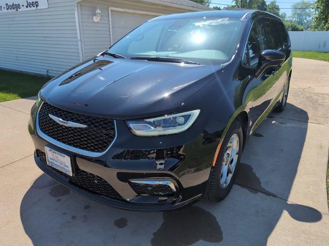 new 2024 Chrysler Pacifica car, priced at $50,765