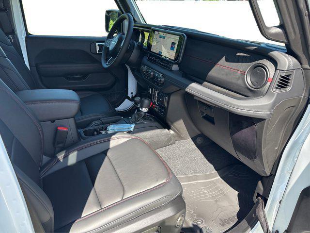 new 2025 Jeep Gladiator car, priced at $56,165