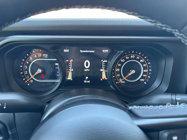 new 2025 Jeep Gladiator car, priced at $50,028
