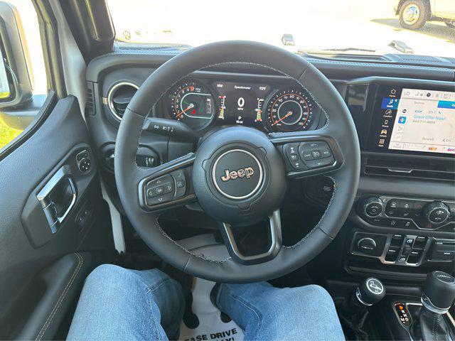 new 2025 Jeep Gladiator car, priced at $50,028