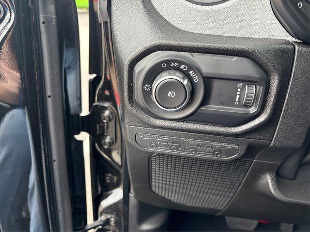 new 2025 Jeep Wrangler car, priced at $45,581