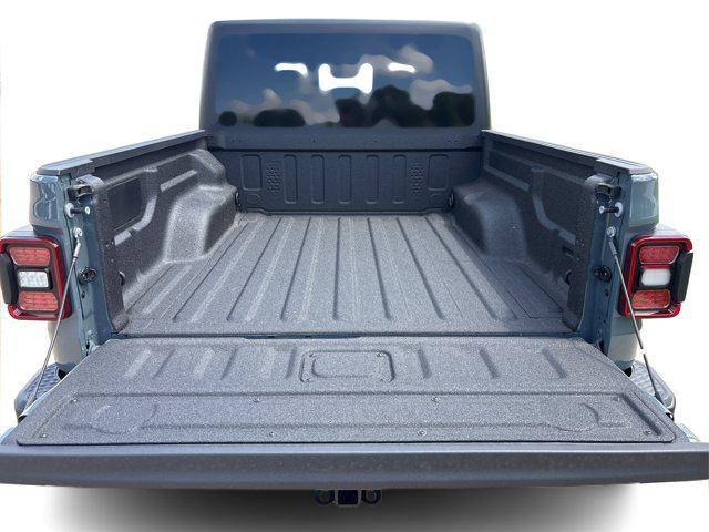 new 2025 Jeep Gladiator car, priced at $45,630