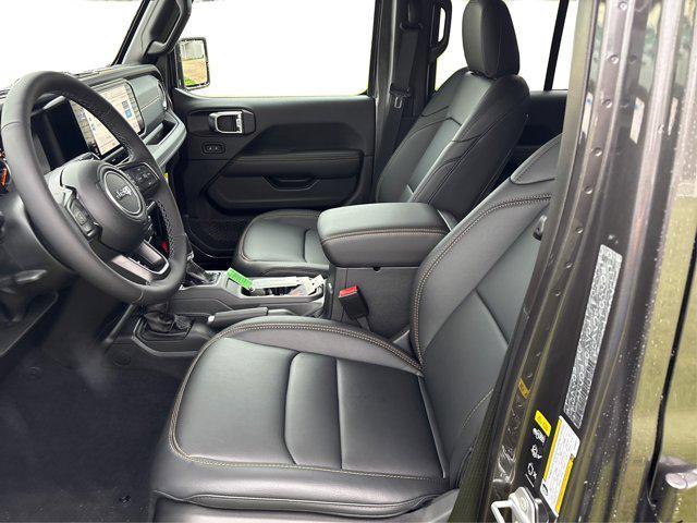 new 2025 Jeep Gladiator car, priced at $50,623