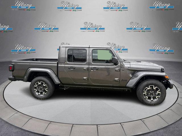 new 2025 Jeep Gladiator car, priced at $50,623