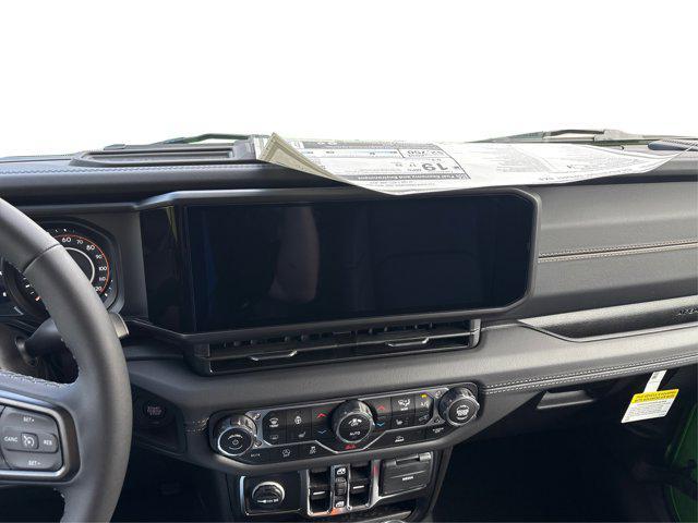 new 2025 Jeep Gladiator car, priced at $45,327