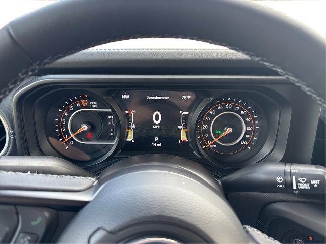 new 2025 Jeep Gladiator car, priced at $45,327