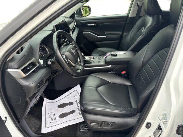 used 2023 Toyota Highlander car, priced at $36,575