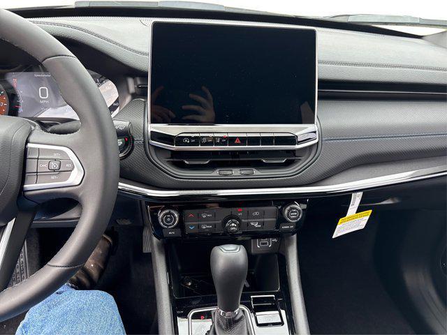 new 2025 Jeep Compass car, priced at $27,355