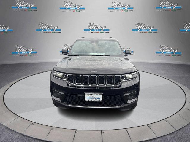 new 2025 Jeep Grand Cherokee car, priced at $37,170