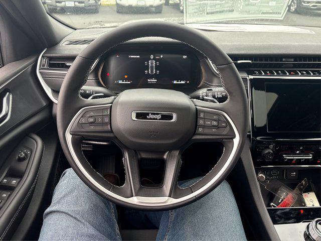 new 2025 Jeep Grand Cherokee car, priced at $37,170