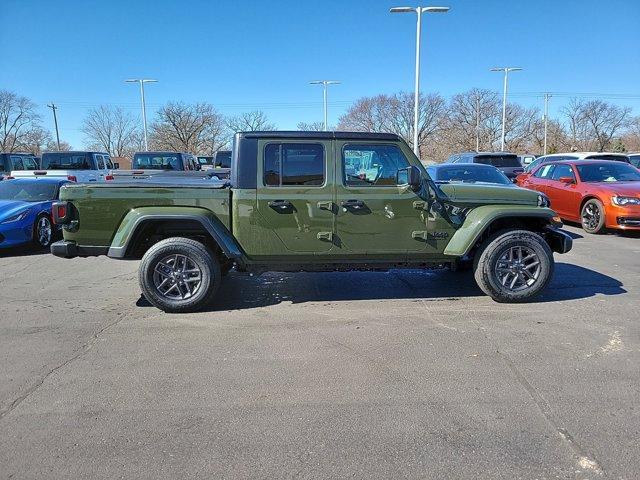 new 2024 Jeep Gladiator car, priced at $47,631