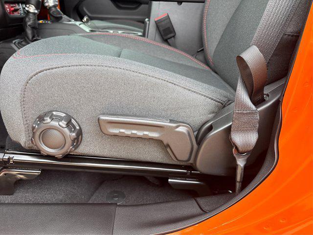 new 2025 Jeep Gladiator car, priced at $52,775