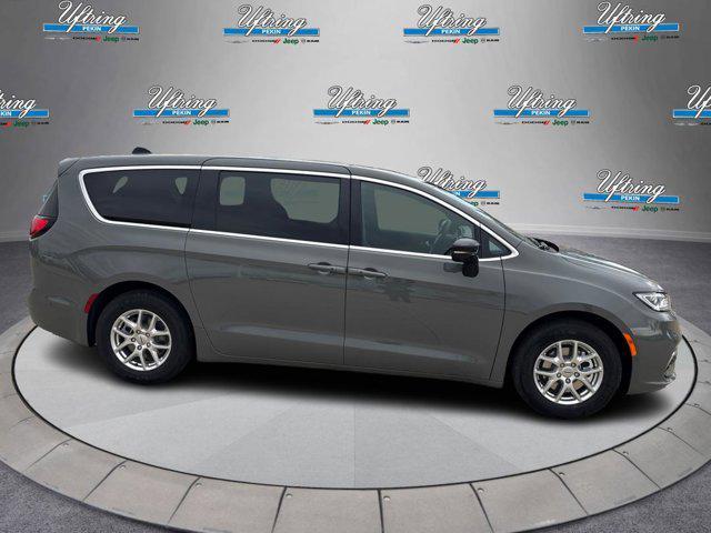 new 2025 Chrysler Pacifica car, priced at $43,565