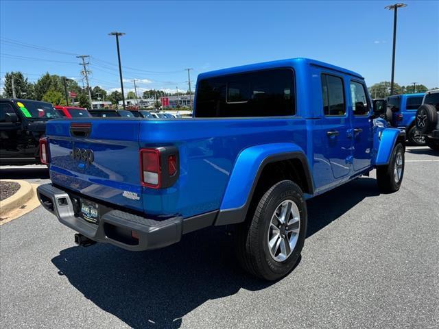 new 2024 Jeep Gladiator car, priced at $46,028