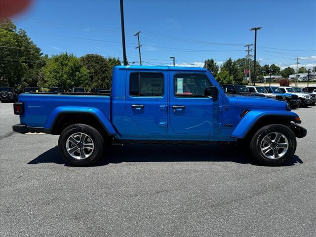 new 2024 Jeep Gladiator car, priced at $46,028